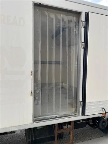 2017 ISUZU NPR HD - Image 6